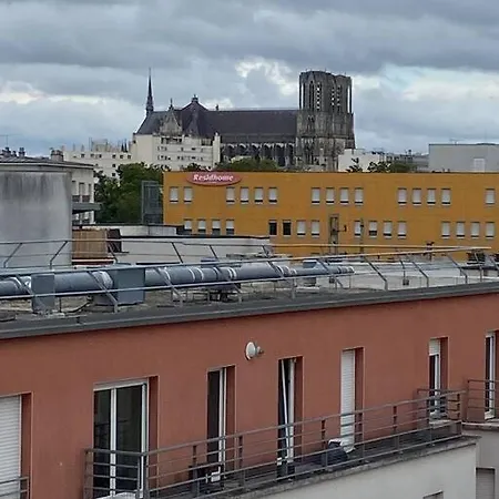 Terrasse Avec Vue Apartment *